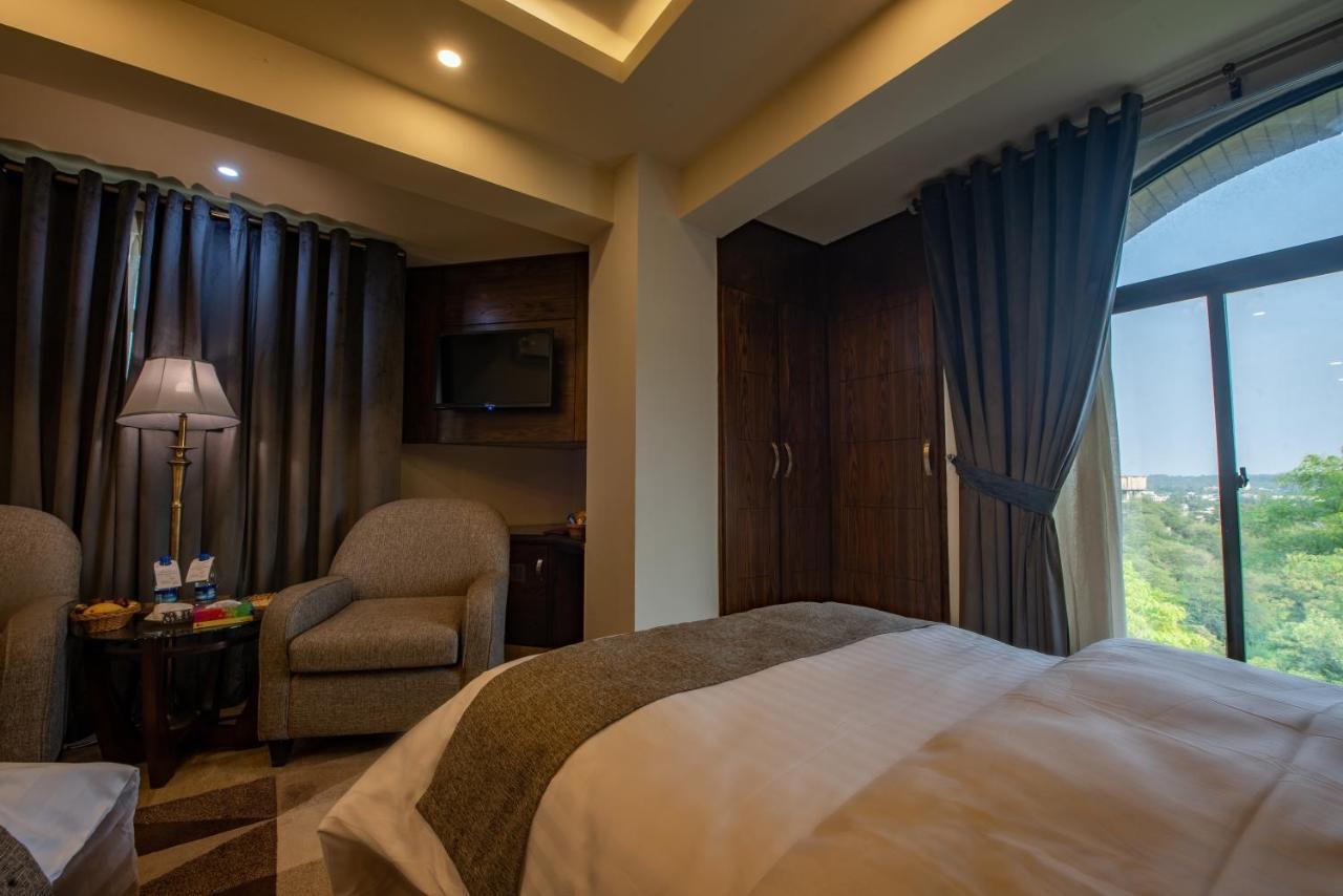 Envoy Continental Hotel Islamabad Eksteriør bilde