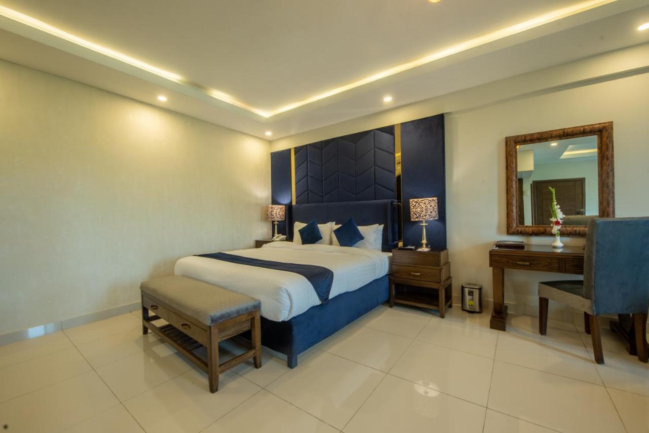 Envoy Continental Hotel Islamabad Eksteriør bilde