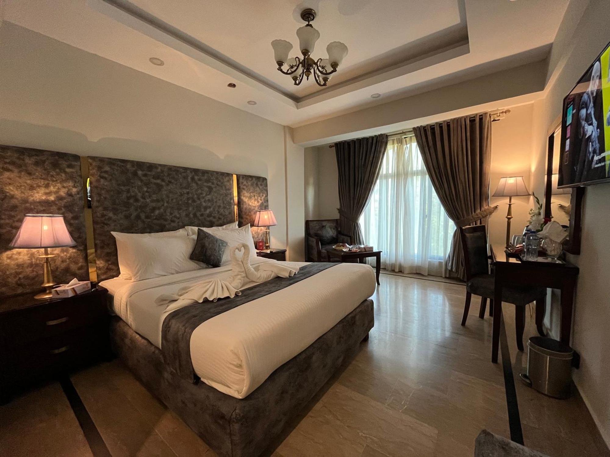 Envoy Continental Hotel Islamabad Eksteriør bilde